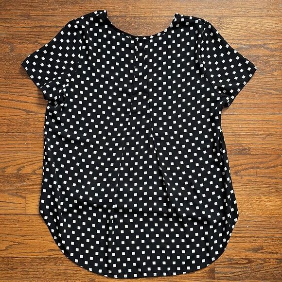 Pleione Black and White Square Short Sleeve Top - Picture 5 of 5